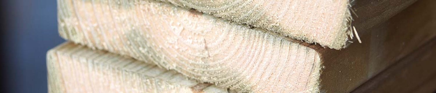 Terrassebrædder Hårdt eller blødt træ? Vælg de rigtige brædder